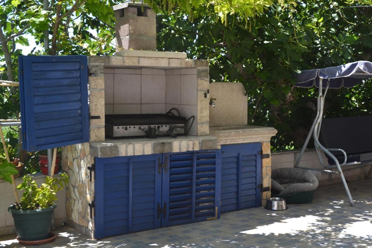 Apartments With A Parking Space Lopar, Rab - 14070 Exterior photo